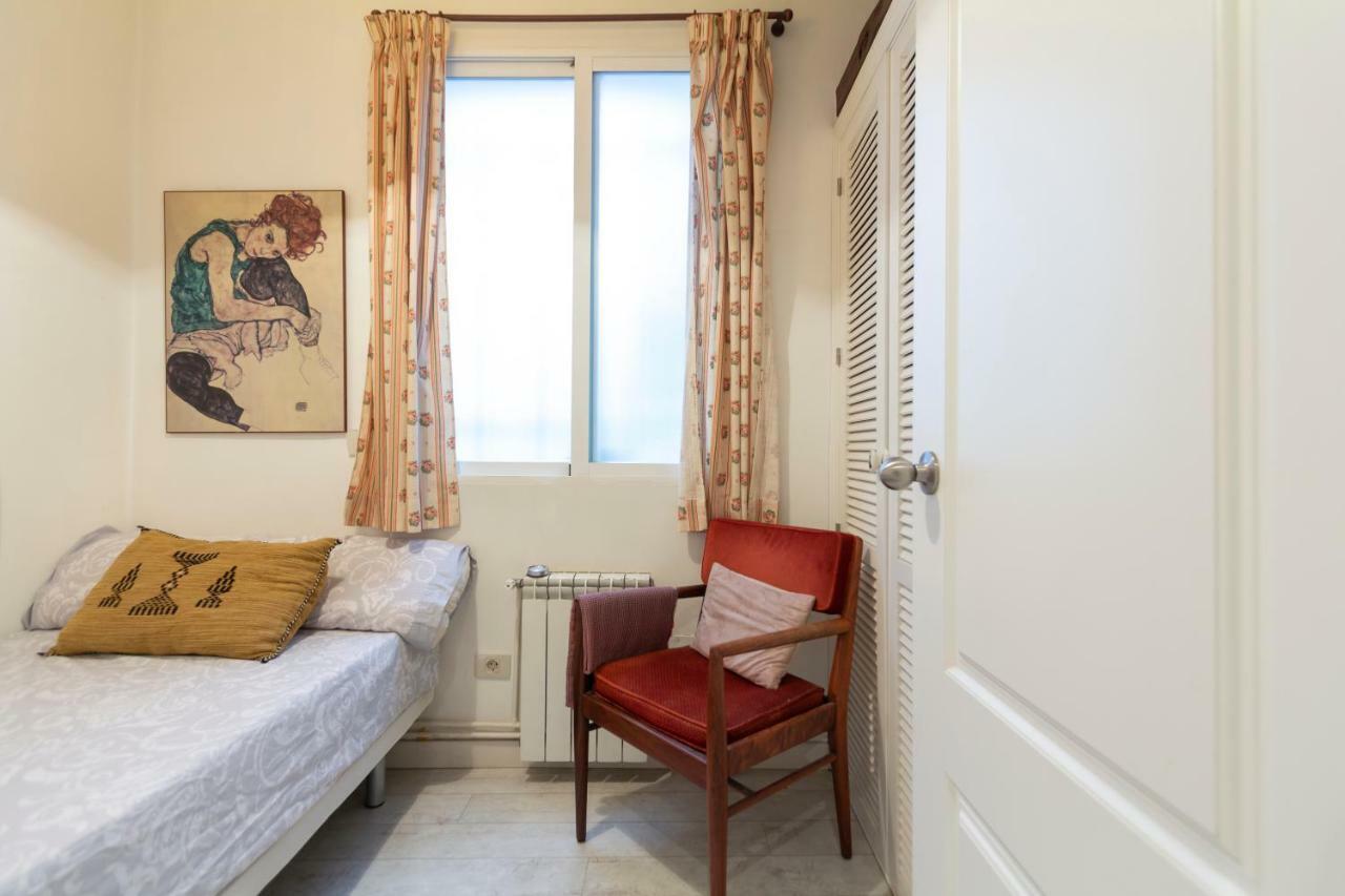 For You Rentals Universidad Apartment Temporal Est8 Madrid Exterior photo