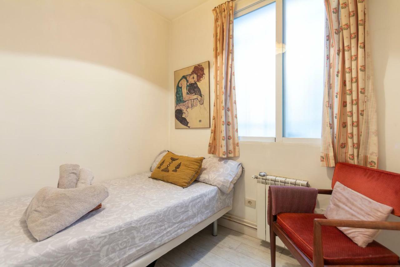 For You Rentals Universidad Apartment Temporal Est8 Madrid Exterior photo